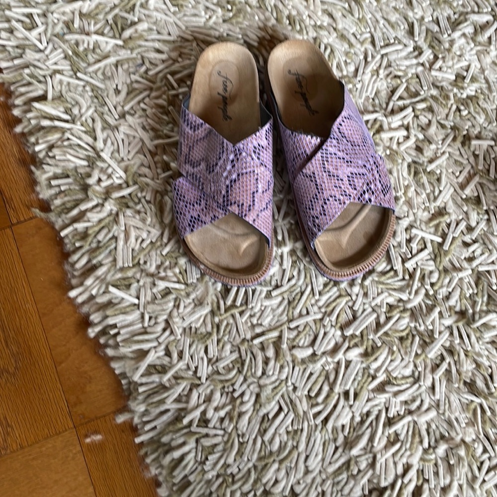 Free People sandals